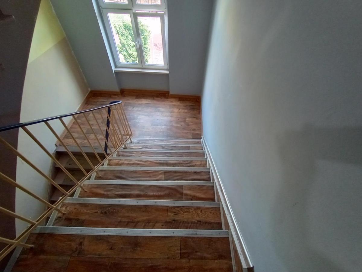 Apartament Venge -Cale Mieszkanie 46M2 Na Wylacznosc - Z Jedna Sypialnia I Jednym Sypialno-Salonem -3 Pietro Bez Windy- Rezerwacja Bez Karty Kredytowej-Klimatyzacja-Netflix-2 Lozeczka Dzieciece- Bezplatny Parking Publiczny 弗罗茨瓦夫 外观 照片