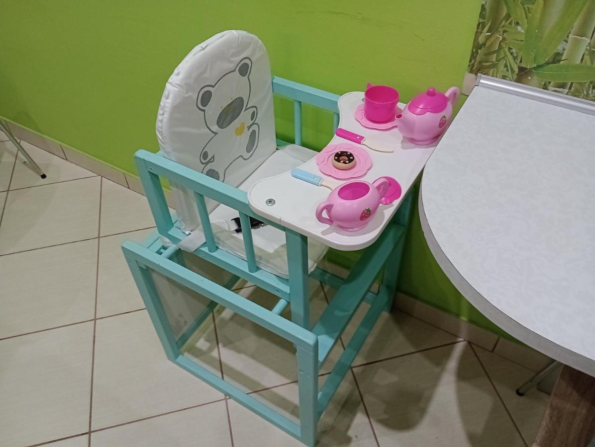 Apartament Venge -Cale Mieszkanie 46M2 Na Wylacznosc - Z Jedna Sypialnia I Jednym Sypialno-Salonem -3 Pietro Bez Windy- Rezerwacja Bez Karty Kredytowej-Klimatyzacja-Netflix-2 Lozeczka Dzieciece- Bezplatny Parking Publiczny 弗罗茨瓦夫 外观 照片