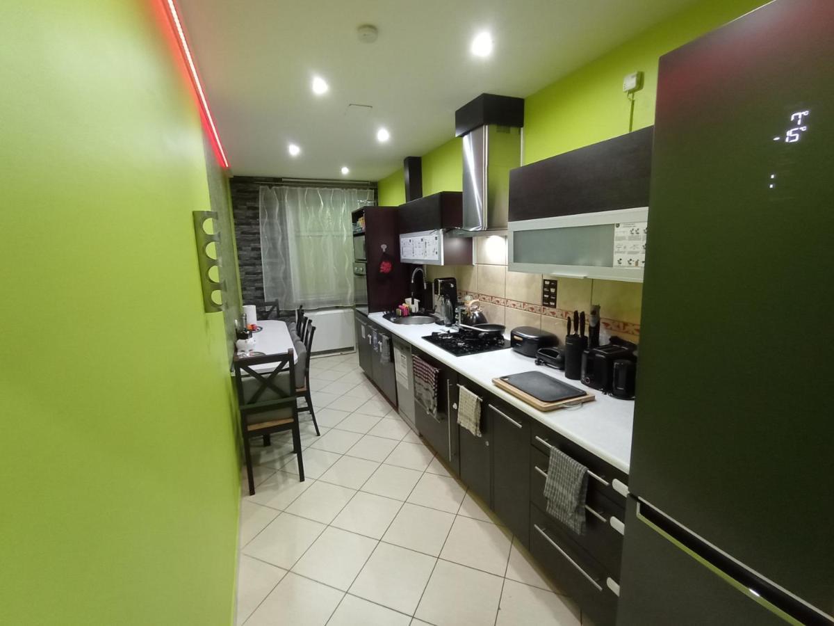 Apartament Venge -Cale Mieszkanie 46M2 Na Wylacznosc - Z Jedna Sypialnia I Jednym Sypialno-Salonem -3 Pietro Bez Windy- Rezerwacja Bez Karty Kredytowej-Klimatyzacja-Netflix-2 Lozeczka Dzieciece- Bezplatny Parking Publiczny 弗罗茨瓦夫 外观 照片