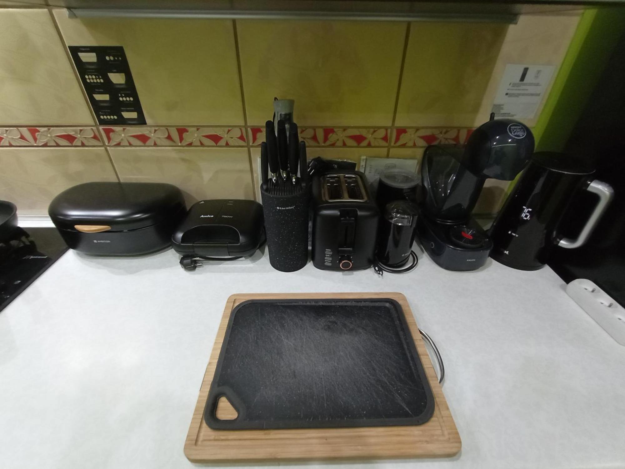 Apartament Venge -Cale Mieszkanie 46M2 Na Wylacznosc - Z Jedna Sypialnia I Jednym Sypialno-Salonem -3 Pietro Bez Windy- Rezerwacja Bez Karty Kredytowej-Klimatyzacja-Netflix-2 Lozeczka Dzieciece- Bezplatny Parking Publiczny 弗罗茨瓦夫 外观 照片
