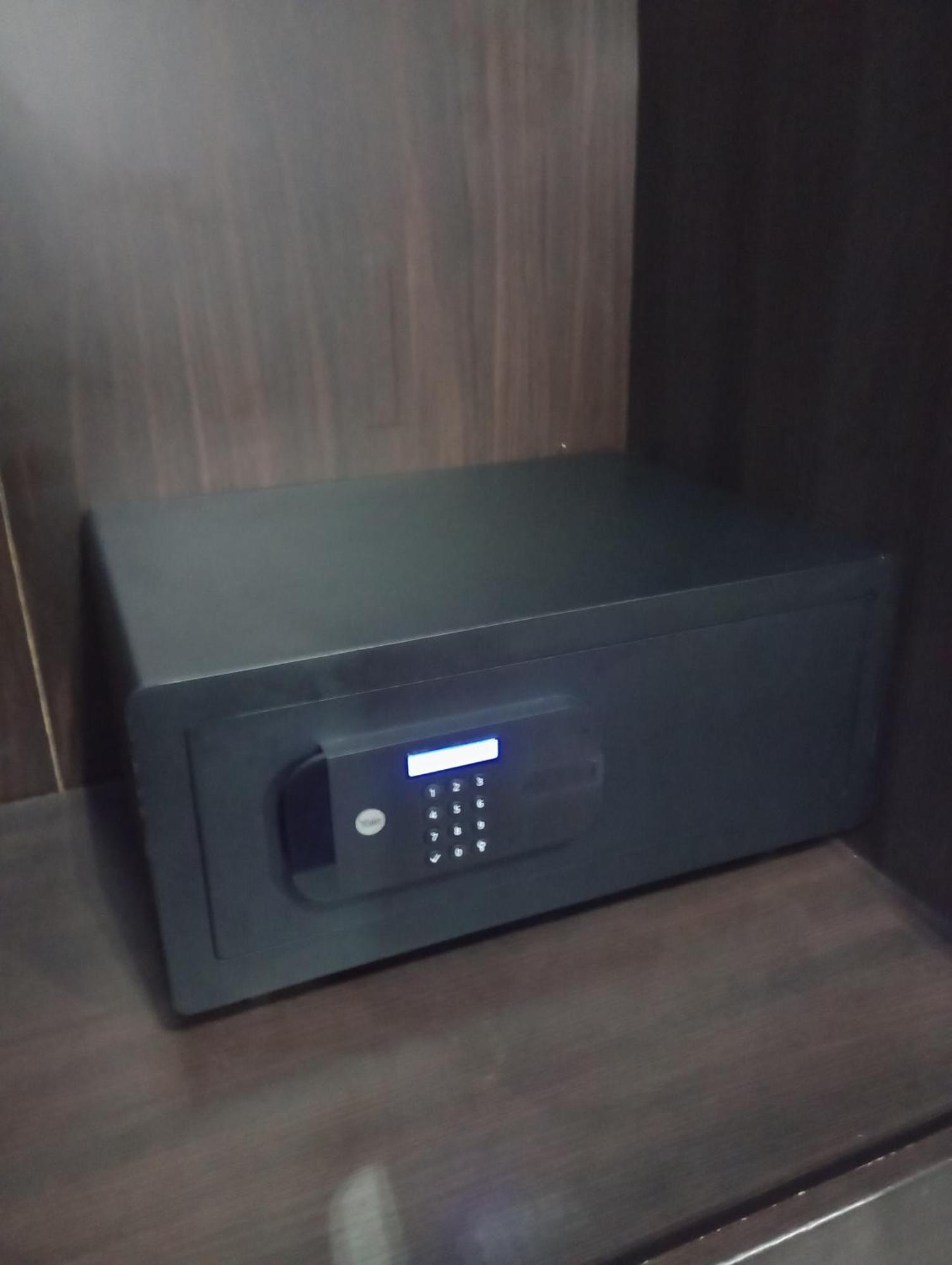 Apartament Venge -Cale Mieszkanie 46M2 Na Wylacznosc - Z Jedna Sypialnia I Jednym Sypialno-Salonem -3 Pietro Bez Windy- Rezerwacja Bez Karty Kredytowej-Klimatyzacja-Netflix-2 Lozeczka Dzieciece- Bezplatny Parking Publiczny 弗罗茨瓦夫 外观 照片