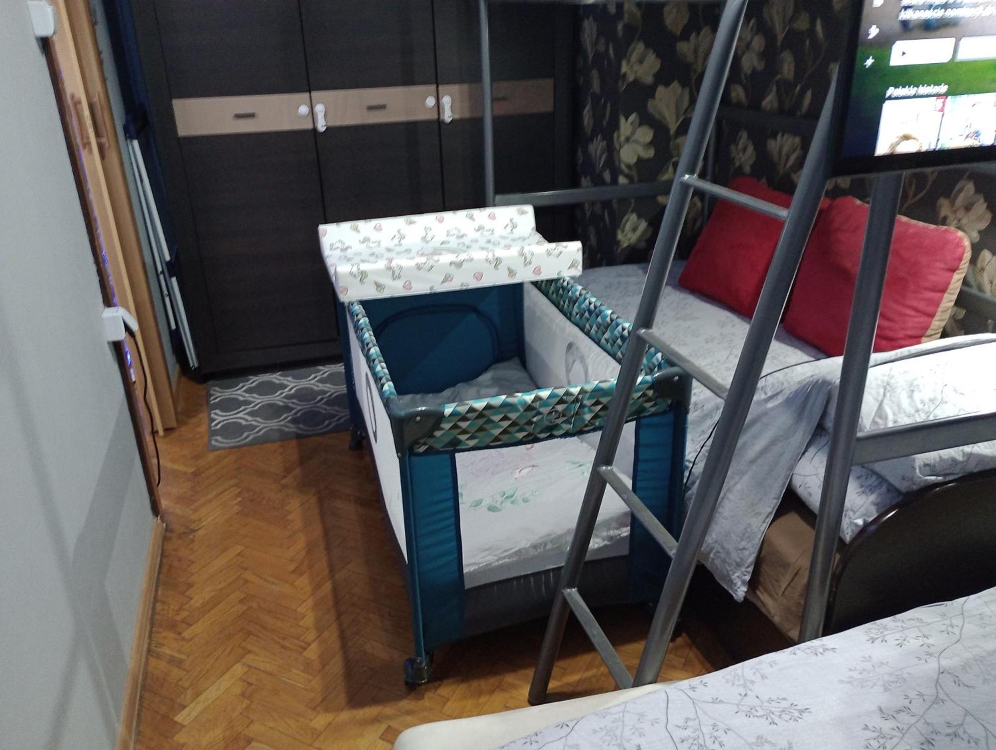 Apartament Venge -Cale Mieszkanie 46M2 Na Wylacznosc - Z Jedna Sypialnia I Jednym Sypialno-Salonem -3 Pietro Bez Windy- Rezerwacja Bez Karty Kredytowej-Klimatyzacja-Netflix-2 Lozeczka Dzieciece- Bezplatny Parking Publiczny 弗罗茨瓦夫 外观 照片