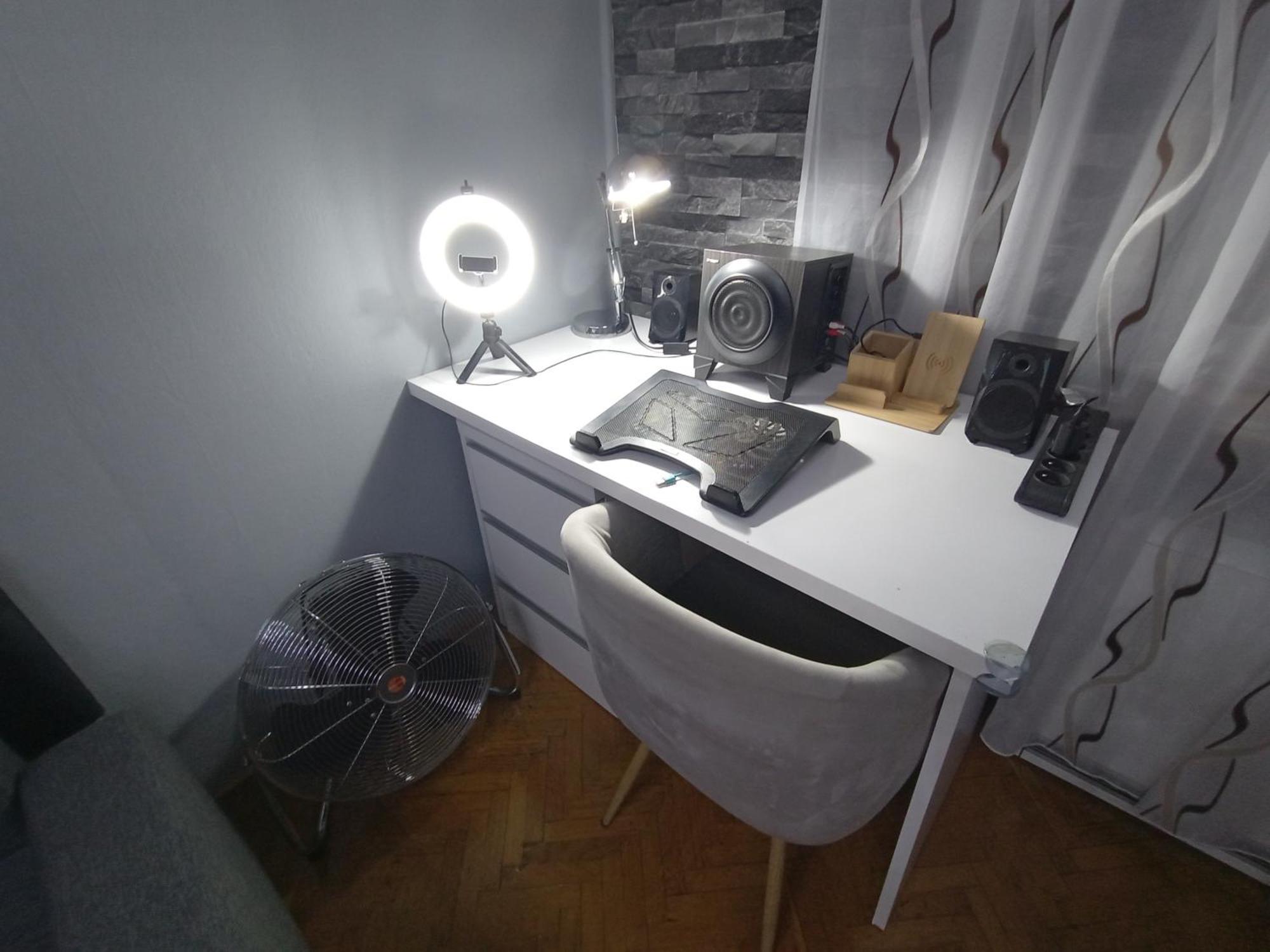 Apartament Venge -Cale Mieszkanie 46M2 Na Wylacznosc - Z Jedna Sypialnia I Jednym Sypialno-Salonem -3 Pietro Bez Windy- Rezerwacja Bez Karty Kredytowej-Klimatyzacja-Netflix-2 Lozeczka Dzieciece- Bezplatny Parking Publiczny 弗罗茨瓦夫 外观 照片